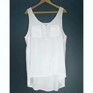 NWOT Torrid white sleeveless top Large